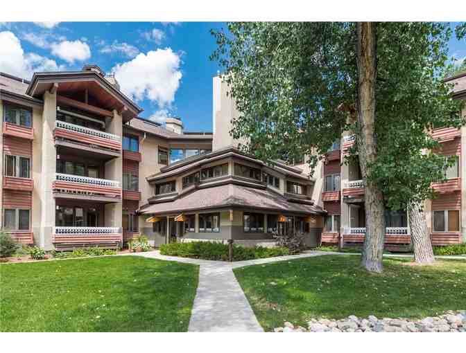 Steamboat Colorado 2-bedroom + Loft (sleeps 7) 3-bathroom condo for 3 nights