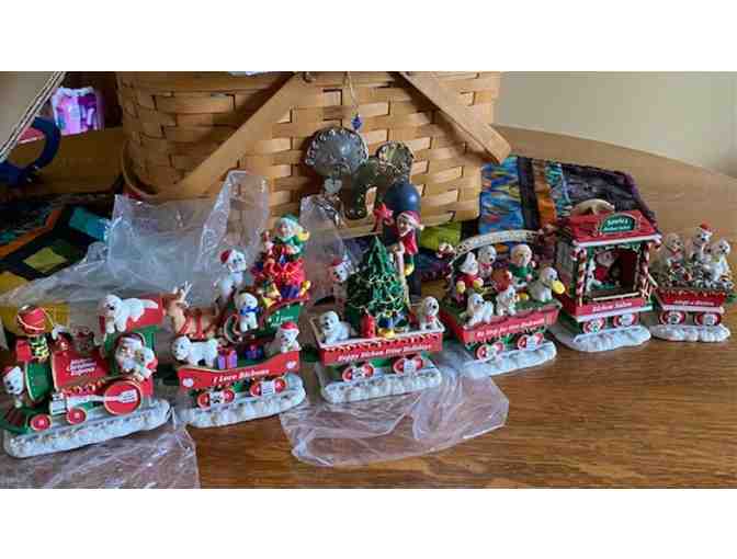 Danbury Mint Bichon Christmas Express Train