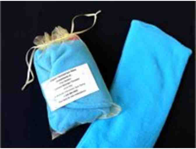 1 hour Massage Therapy and an Eye Pillow for Relaxation