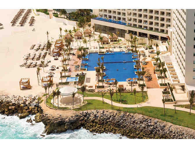 All-Inclusive Family Fiesta (Cancun) #5 Days for two adults and two children at Hyatt - Photo 3