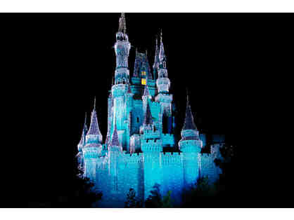 Enchanting Disney World Family Vacation, Orlando*7 Days for up to 8 ppl+ $2,000 Gift Card