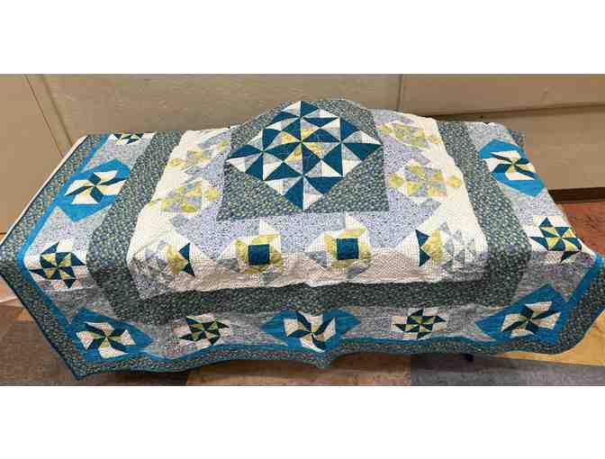 Windmills & Pinwheels quilt