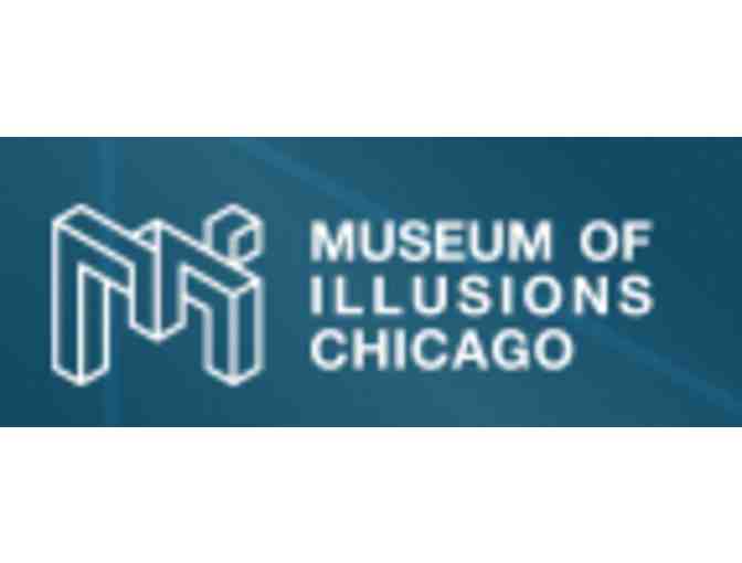 Museum of Illusions Chicago - Chicago, IL