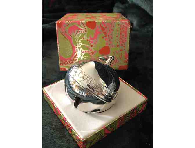 1978 Wallace Silversmiths plated Christmas bell ornament