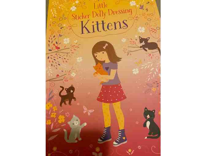 Little Dolly Sticker Book: Kittens