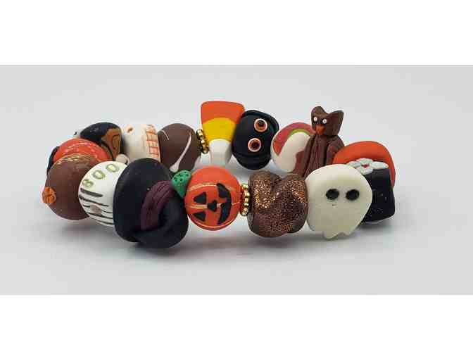 Handcrafted Halloween Bead Bracelet - Photo 1
