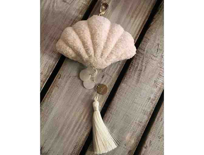 Scentsy Seashell Charm Clip