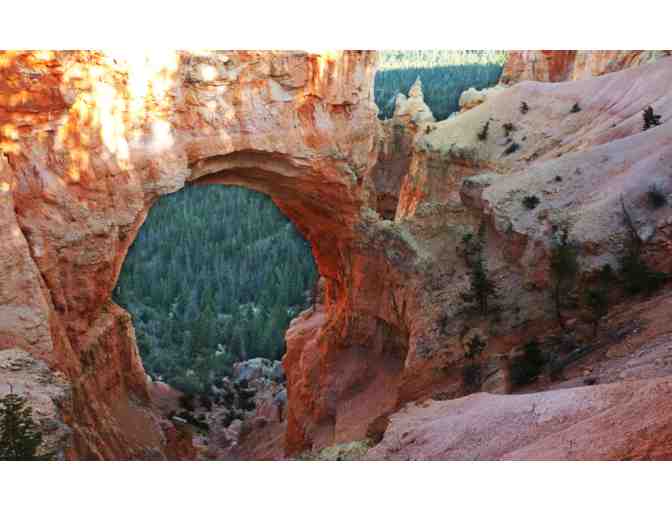 Bryce Canyon Glamping with 3-Night Stay in Glass Skydome with Canyon Sunset Tour for (2)