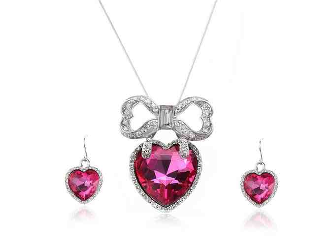 Crowned Princess Lustrous Pink Necklace Set