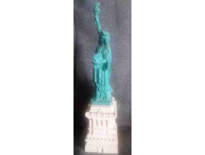 Limited Edition 1986 Alva Barrett Colea Statue of Liberty Collectible