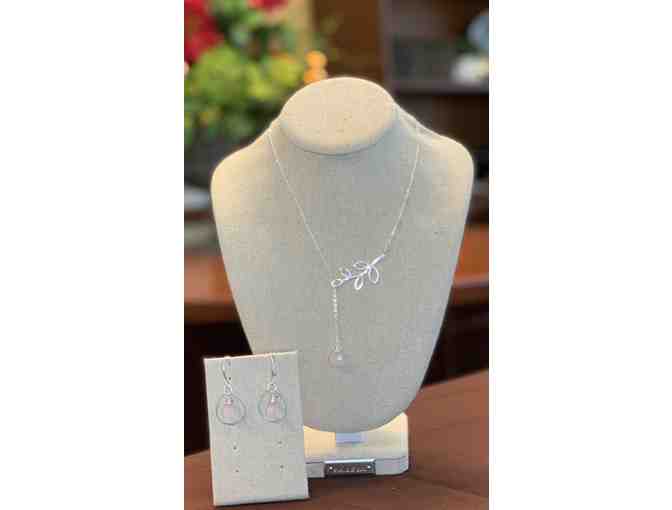 Necklace & Earring Set in Pink