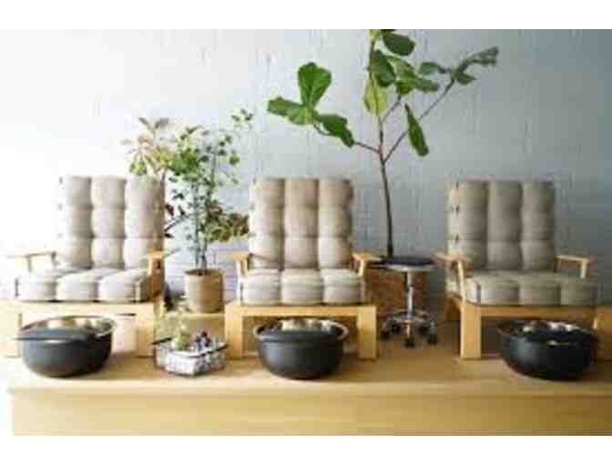 Toolbox Gift Certficate for 'Lovers' Essential Pedicure