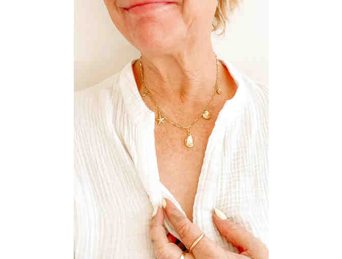 Half Full LA - Sea Shell Charm Necklace
