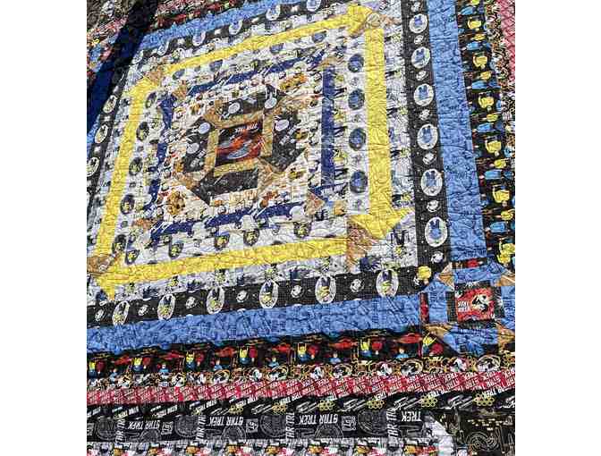Amazing Hand-Made Star Trek Quilt from Tracy Rucka!