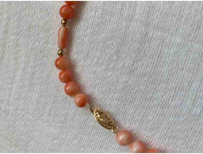 Vintage coral necklace with 14K gold clasp and gold beads